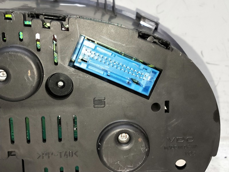 Recambio de cuadro instrumentos para seat cordoba berlina (6k2) signo referencia OEM IAM 110008924024  