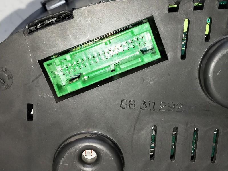 Recambio de cuadro instrumentos para seat cordoba berlina (6k2) signo referencia OEM IAM 110008924024  