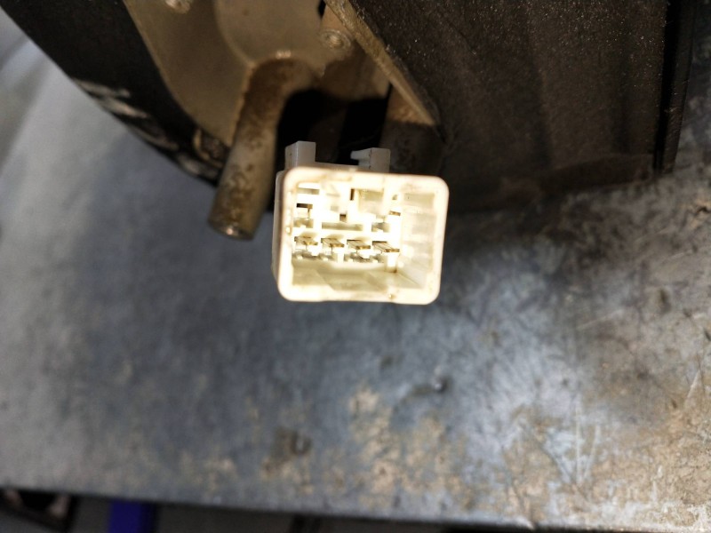 Recambio de retrovisor derecho para chevrolet kalos referencia OEM IAM 015752  