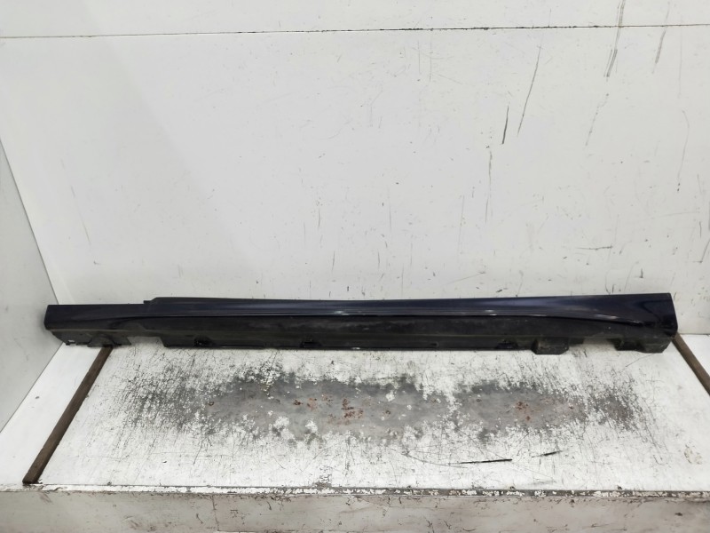 Recambio de faldon lateral para mercedes clase c (w206) c 220 d referencia OEM IAM   IZQUIERDO