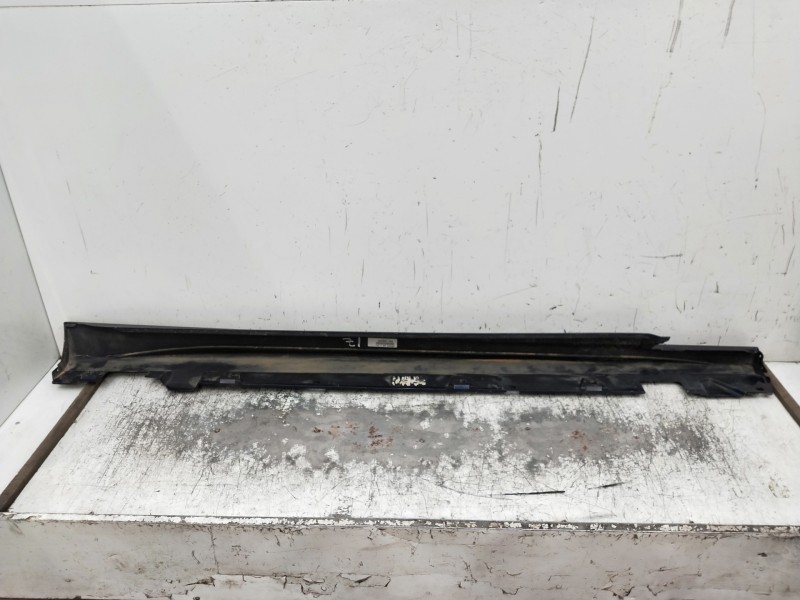 Recambio de faldon lateral para mercedes clase c (w206) c 220 d referencia OEM IAM   IZQUIERDO