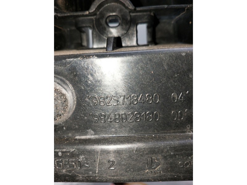 Recambio de panel frontal para opel corsa f referencia OEM IAM 9823718480 9818028180 