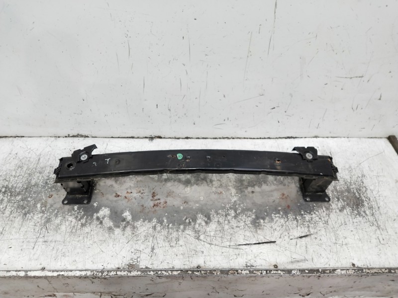 Recambio de refuerzo paragolpes delantero para opel corsa f referencia OEM IAM 20223222  