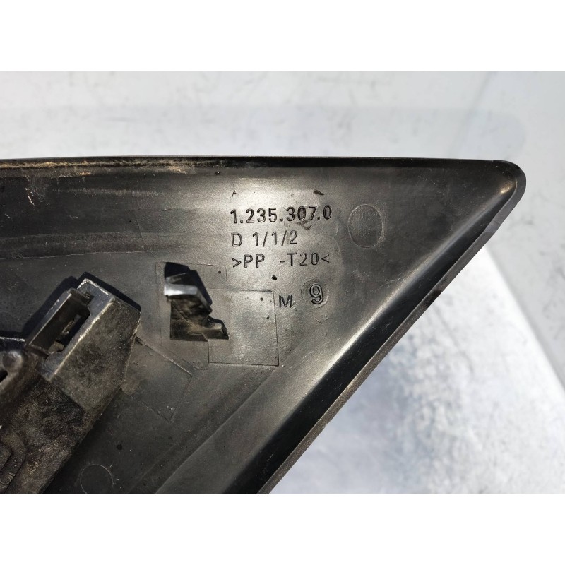 Recambio de retrovisor derecho para renault megane ii berlina 3p 1.5 dci diesel referencia OEM IAM 12353070  