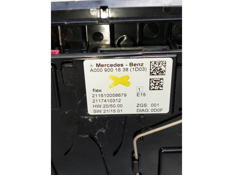Recambio de luz interior para mercedes clase c (w206) c 220 d referencia OEM IAM A0009001638 211610058679 2117410312