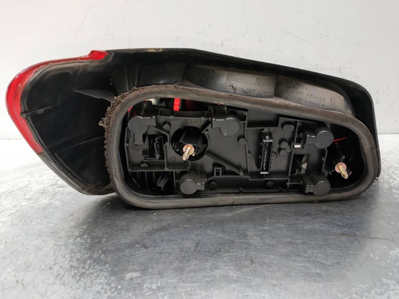 Recambio de piloto trasero derecho para peugeot 306 berlina 3/4/5 puertas (s2) referencia OEM IAM   