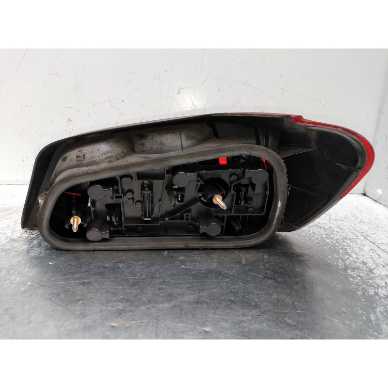 Recambio de piloto trasero izquierdo para peugeot 306 berlina 3/4/5 puertas (s2) referencia OEM IAM   