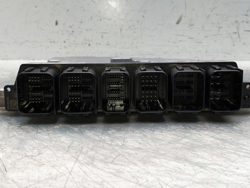 Recambio de centralita motor uce para mercedes clase c (w206) c 220 d referencia OEM IAM 0281039137 A6549018200 A6549000401