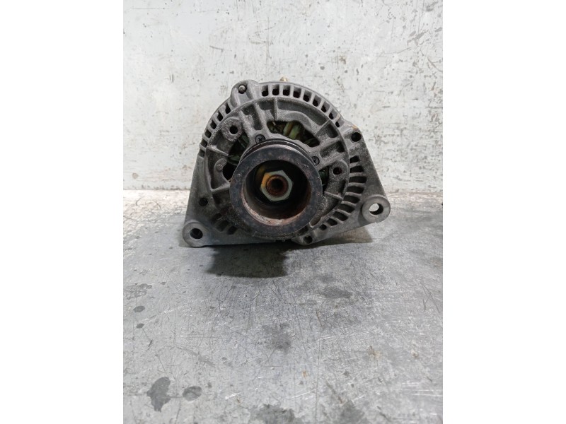 Recambio de alternador para mercedes clase e (w210) berlina diesel referencia OEM IAM 0123320045 0101544702 