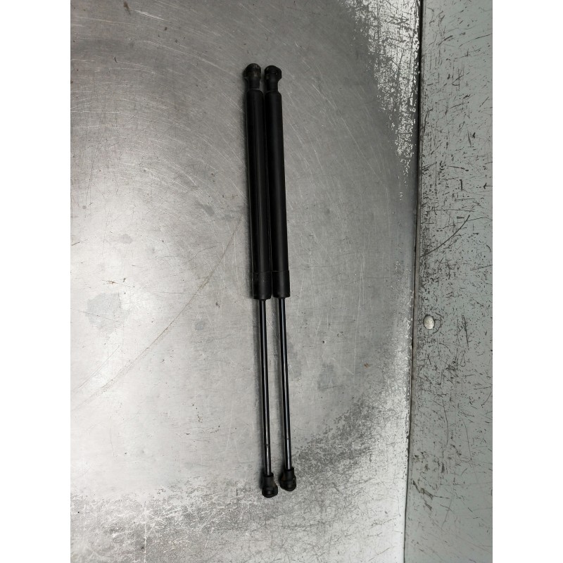 Recambio de amortiguadores maletero / porton para opel corsa f referencia OEM IAM 9831976680 93476478 7000210803B0