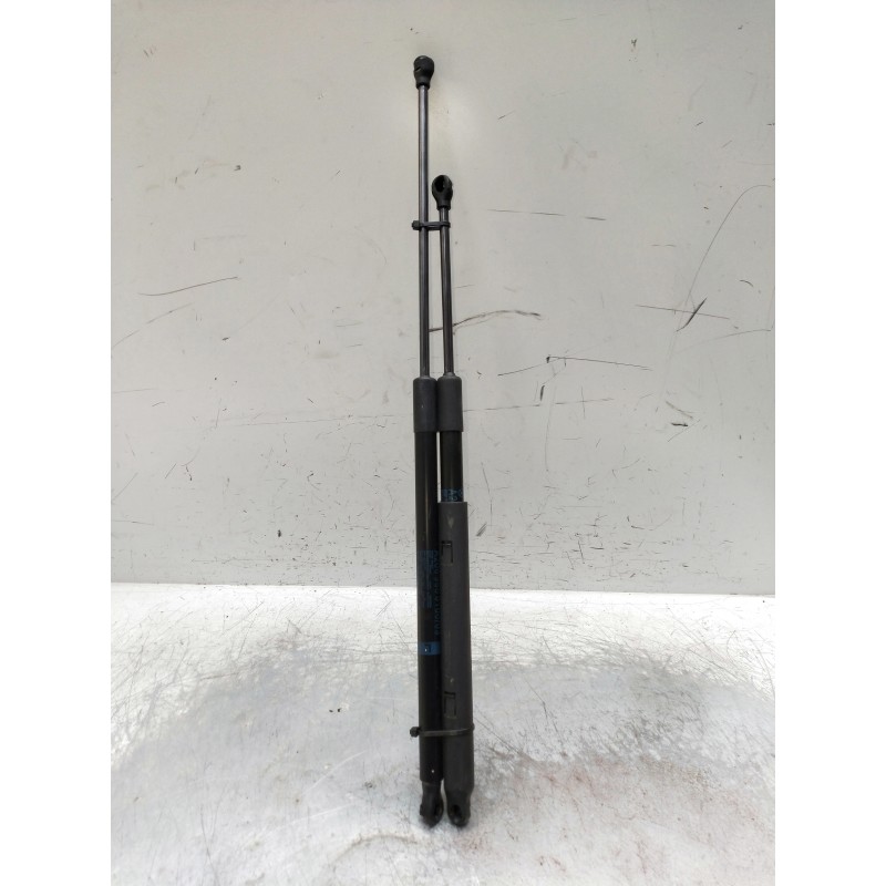 Recambio de amortiguadores capo para mercedes clase c (w206) c 220 d referencia OEM IAM A2069800100  