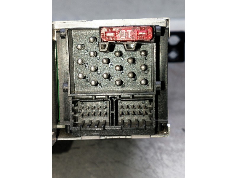 Recambio de sistema audio / radio cd para bmw serie 3 compact (e46) referencia OEM IAM 65126935627001 10878810 