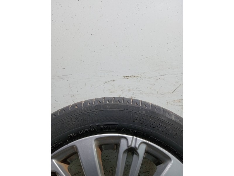 Recambio de juego llantas para peugeot 208 referencia OEM IAM   