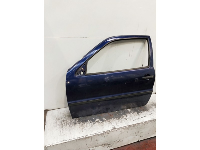 Recambio de puerta delantera izquierda para volkswagen polo berlina (6n2) trendline referencia OEM IAM   5P