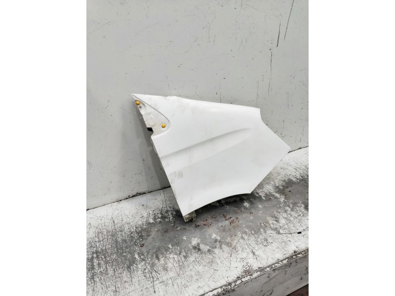 Recambio de aleta delantera derecha para iveco daily caja cerrada (1999 =>) referencia OEM IAM   