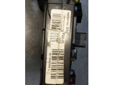 Recambio de caja reles / fusibles para citroen c3 referencia OEM IAM 9653667380 S118085200  2