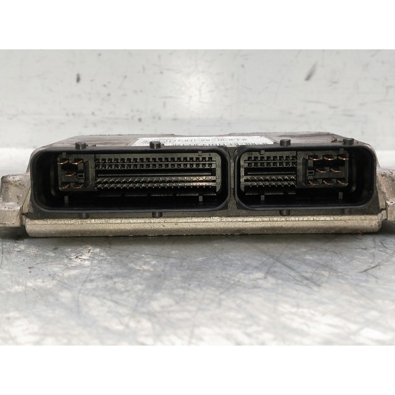 Recambio de centralita motor uce para volkswagen polo (9n3) referencia OEM IAM 036906034KA 6160130901 