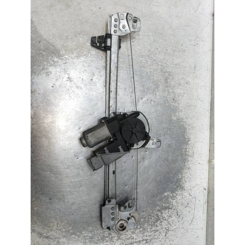 Recambio de motor elevalunas delantero izquierdo para citroen c3 referencia OEM IAM 400619F  