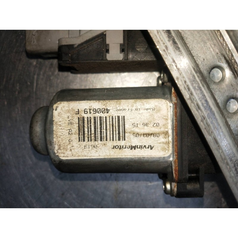 Recambio de motor elevalunas delantero izquierdo para citroen c3 referencia OEM IAM 400619F  