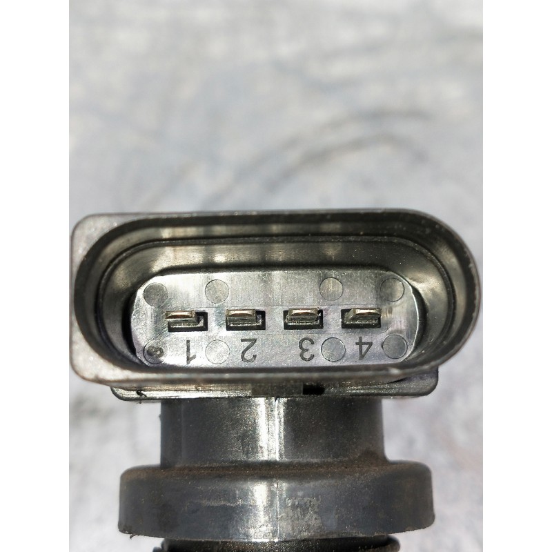 Recambio de bobina encendido para volkswagen polo (9n3) referencia OEM IAM 036905715G  