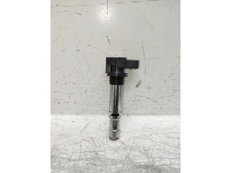 Recambio de bobina encendido para volkswagen polo (9n3) referencia OEM IAM 0401S00403 0021312823 