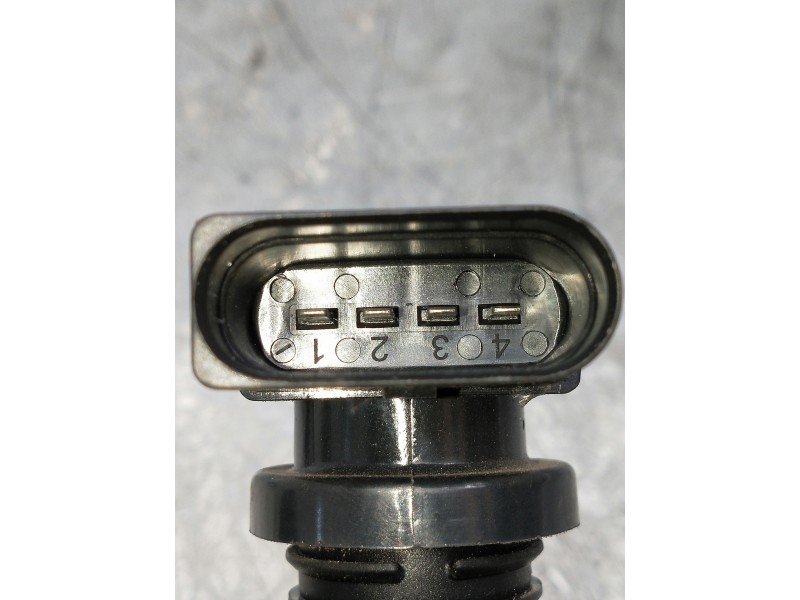 Recambio de bobina encendido para volkswagen polo (9n3) referencia OEM IAM 0401S00403 0021312823 