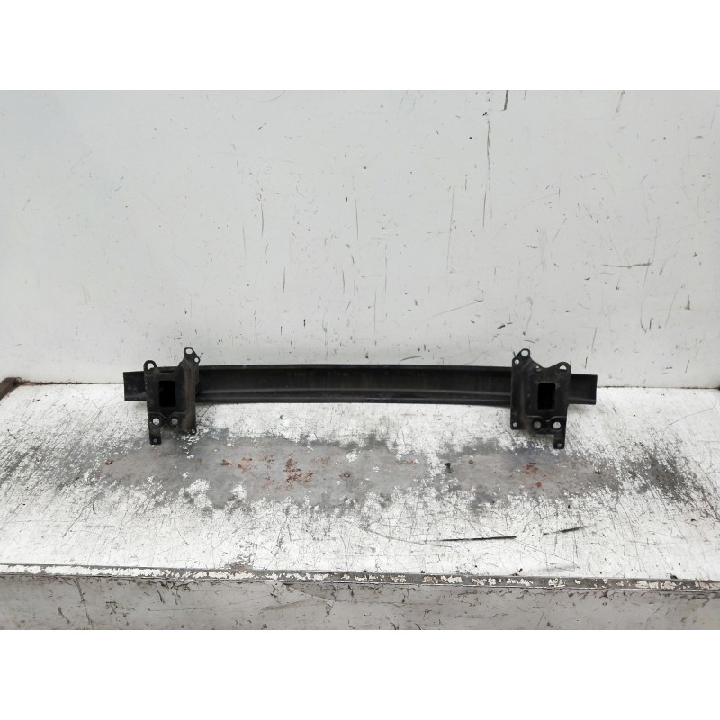 Recambio de refuerzo paragolpes delantero para volkswagen polo (9n3) referencia OEM IAM 6Q0806564  