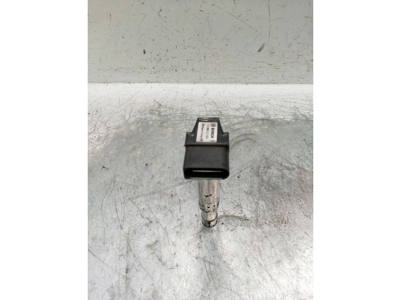 Recambio de bobina encendido para volkswagen polo (9n3) referencia OEM IAM 0986221023  