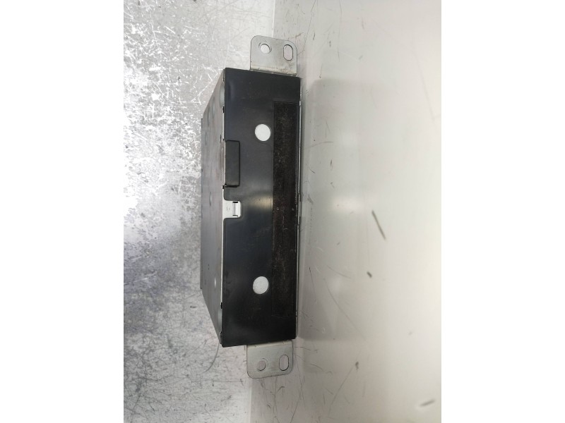 Recambio de sistema audio / radio cd para citroen c4 lim. referencia OEM IAM 9676838180  