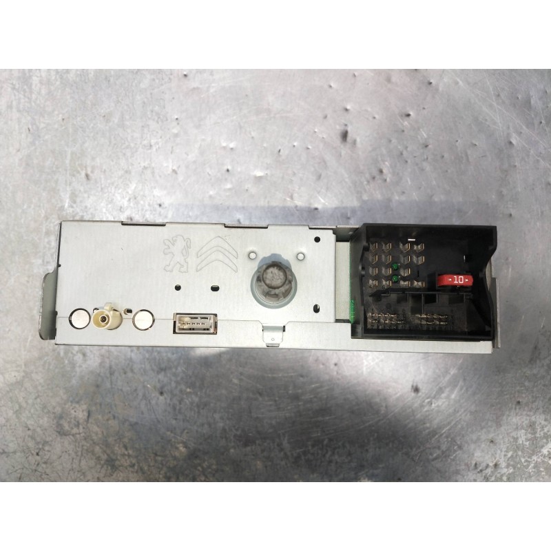 Recambio de sistema audio / radio cd para citroen c4 lim. referencia OEM IAM 9676838180  