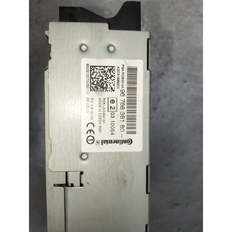 Recambio de sistema audio / radio cd para citroen c4 lim. referencia OEM IAM 9676838180  