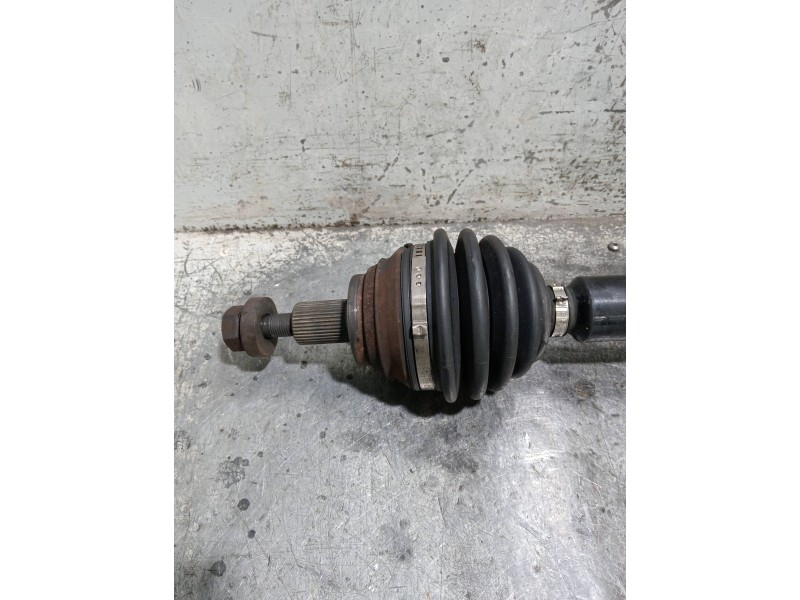Recambio de transmision delantera derecha para skoda octavia berlina (1z3) referencia OEM IAM 1K0407272CC  
