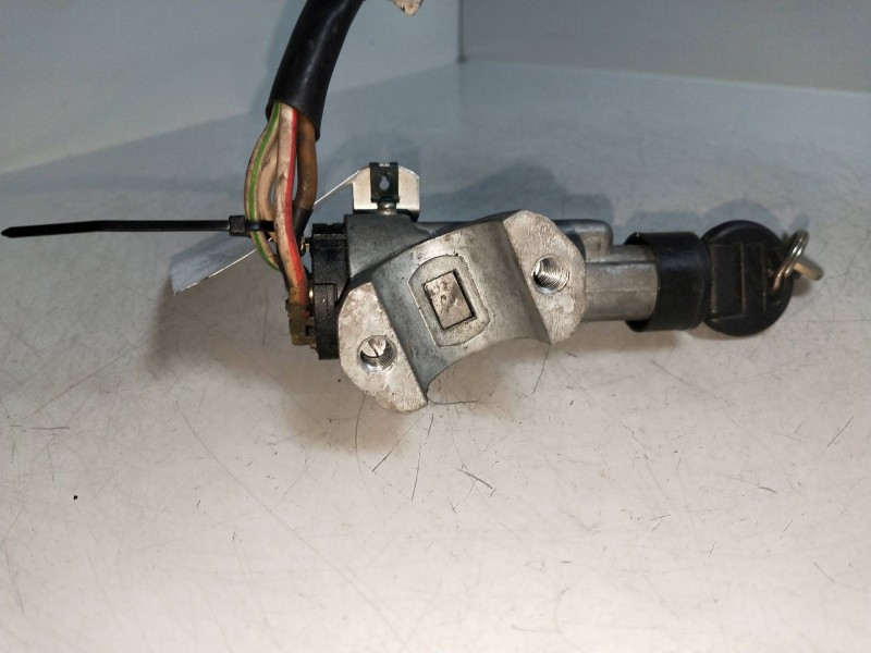 Recambio de conmutador de arranque para austin rover metro 1.3 referencia OEM IAM 010ADU5316  
