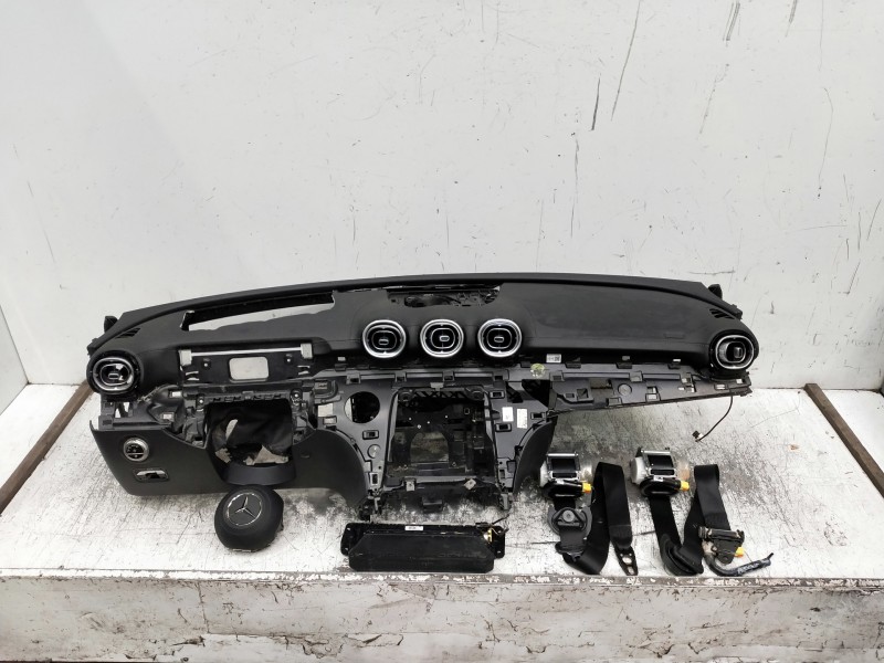 Recambio de kit airbag para mercedes clase c (w206) c 220 d referencia OEM IAM A2068601002 210990287 