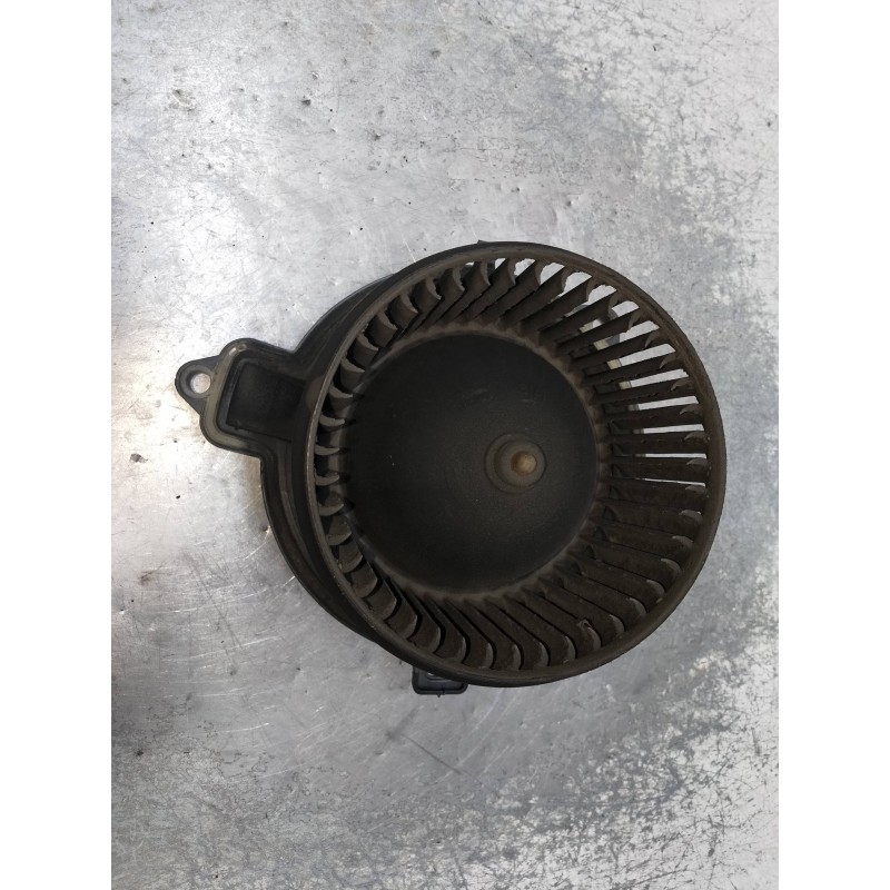Recambio de motor calefaccion para iveco daily caja cerrada (1999 =>) referencia OEM IAM 11010600  