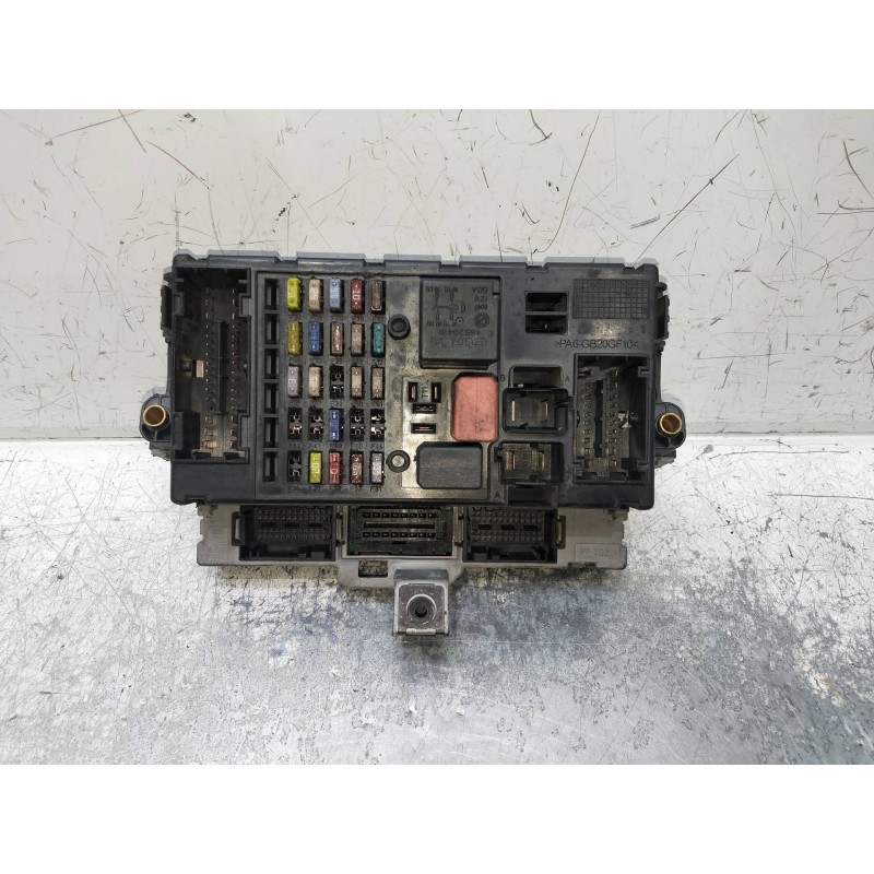 Recambio de caja reles / fusibles para iveco daily caja cerrada (1999 =>) referencia OEM IAM   