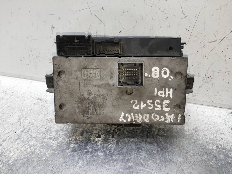 Recambio de caja reles / fusibles para iveco daily caja cerrada (1999 =>) referencia OEM IAM   