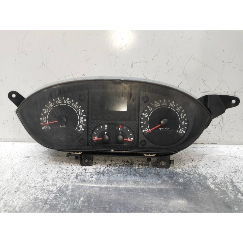 Recambio de cuadro instrumentos para iveco daily caja cerrada (1999 =>) referencia OEM IAM 69502589  