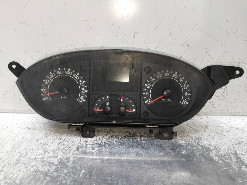 Recambio de cuadro instrumentos para iveco daily caja cerrada (1999 =>) referencia OEM IAM 69502589  