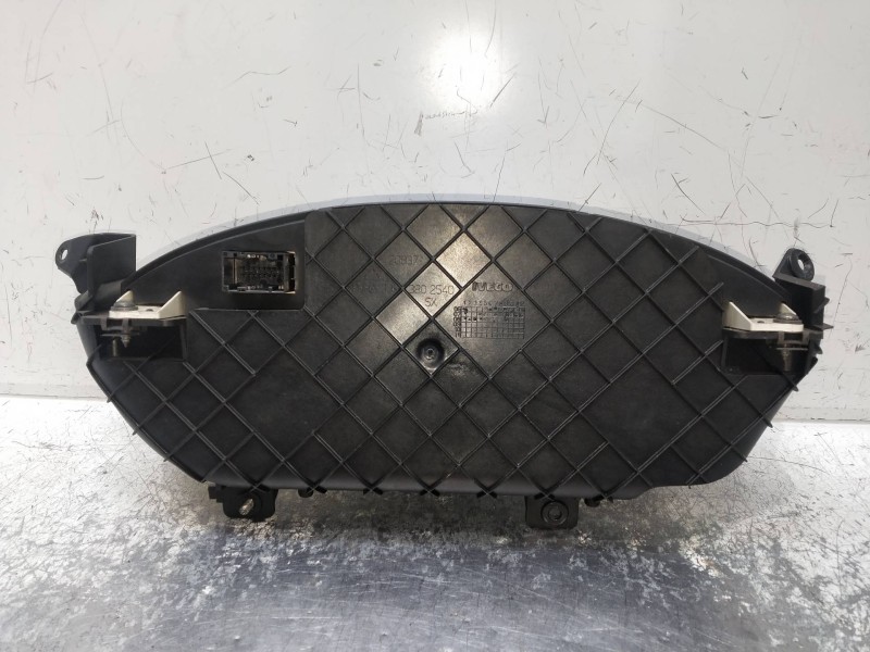 Recambio de cuadro instrumentos para iveco daily caja cerrada (1999 =>) referencia OEM IAM 69502589  