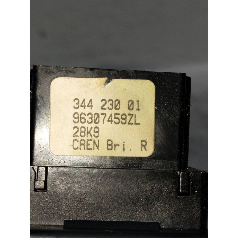 Recambio de mando luces para peugeot 206 berlina referencia OEM IAM 96307459ZL 34423001 