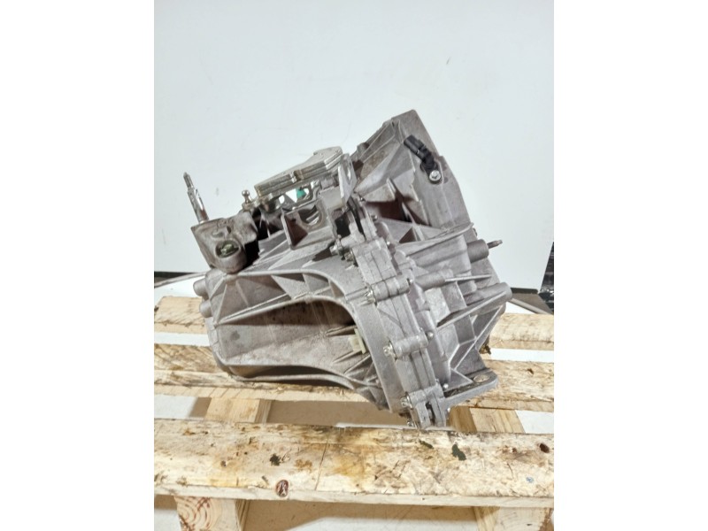 Recambio de caja cambios para nissan qashqai (j10) acenta referencia OEM IAM TL4A113 5059250 6V