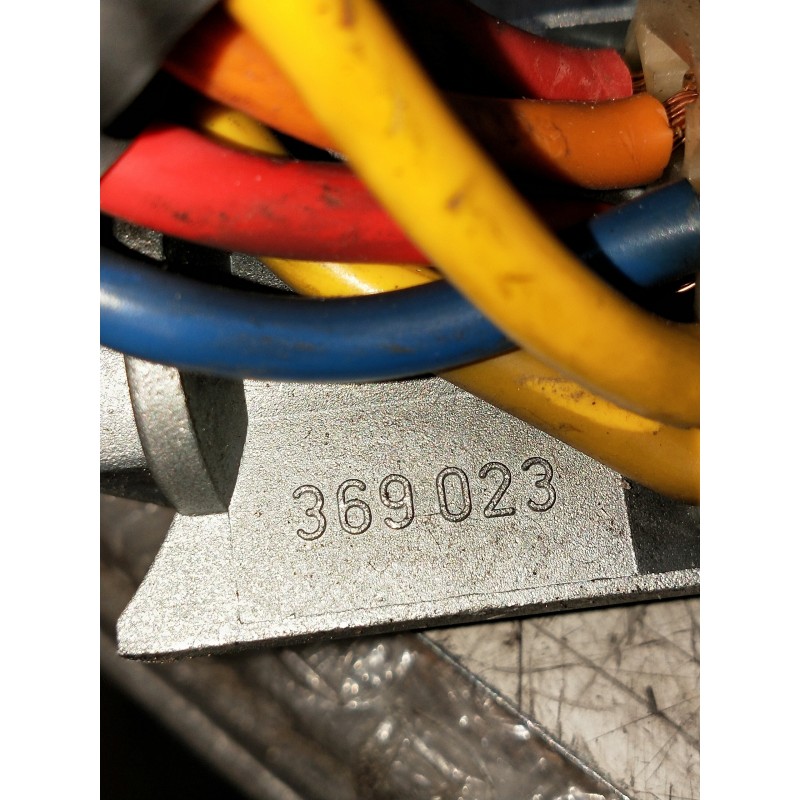 Recambio de conmutador de arranque para peugeot 206 berlina referencia OEM IAM 369023  