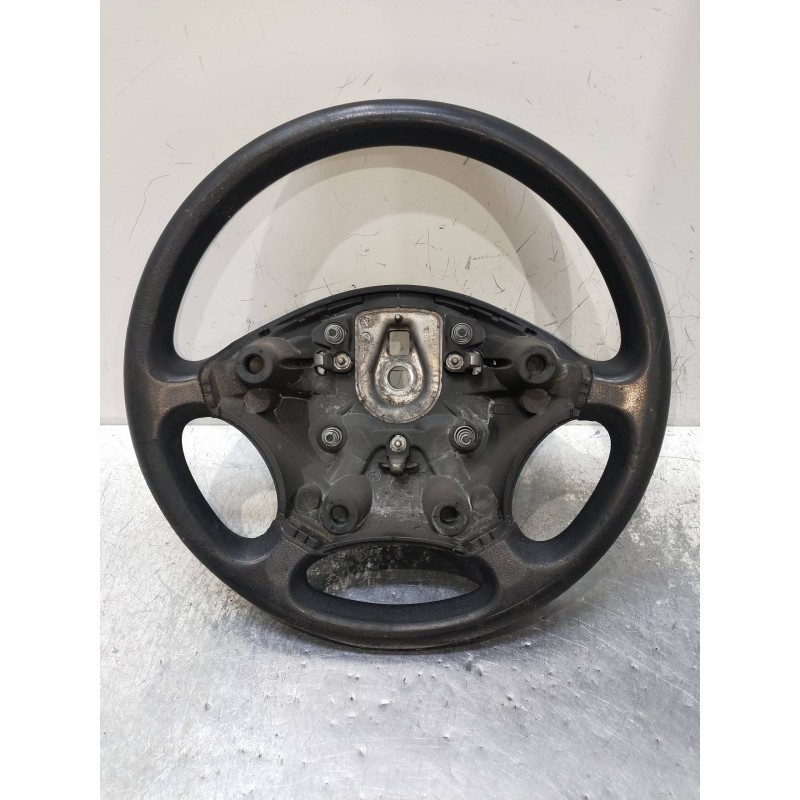 Recambio de volante para iveco daily caja cerrada (1999 =>) referencia OEM IAM 34089748  