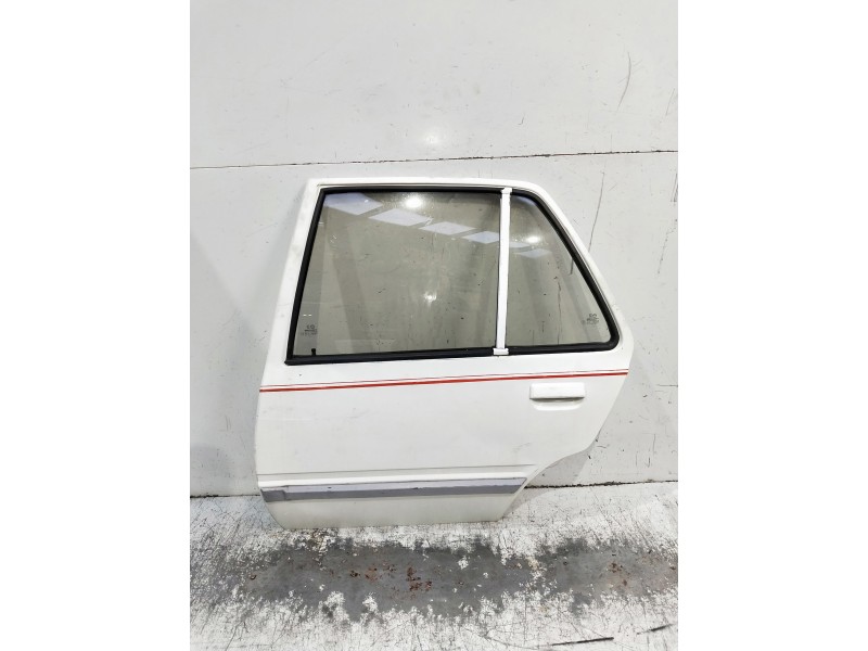 Recambio de puerta trasera derecha para peugeot 309 referencia OEM IAM   5P