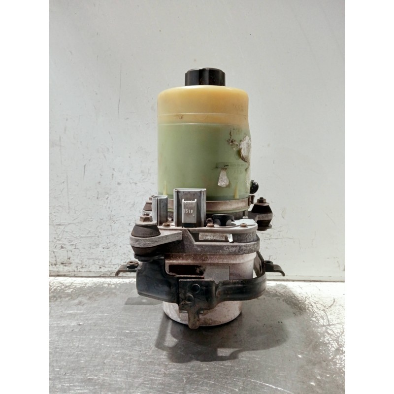 Recambio de bomba direccion para ford focus lim. (cb4) referencia OEM IAM 4M513K514DA C6S4B 1040085011094F