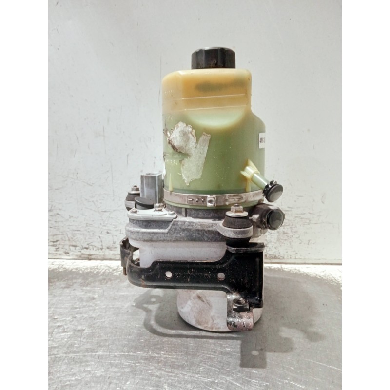 Recambio de bomba direccion para ford focus lim. (cb4) referencia OEM IAM 4M513K514DA C6S4B 1040085011094F