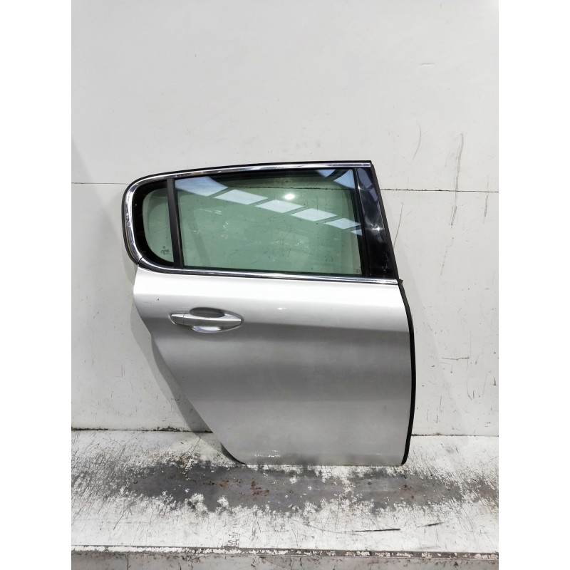Recambio de puerta trasera derecha para peugeot 308 referencia OEM IAM   5P