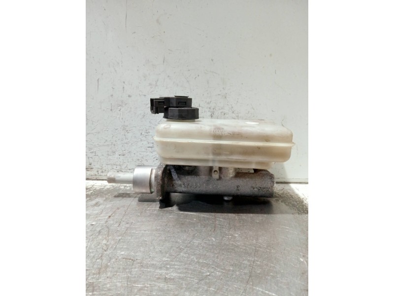 Recambio de bomba freno para iveco daily caja cerrada (1999 =>) referencia OEM IAM 21021999  