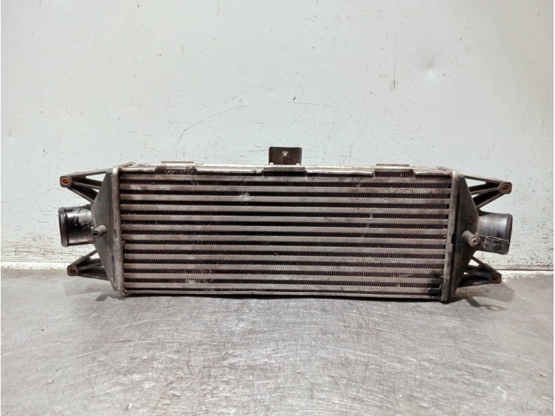 Recambio de intercooler para iveco daily caja cerrada (1999 =>) referencia OEM IAM 866966000  